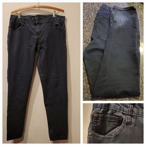 Celebrity Pink - straight leg black jeans zippered front/back pockets Size Jr 15